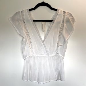 Abercrombie & Fitch White Top in XS